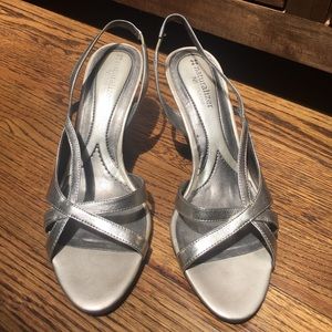 Naturalizer Dressy Sandals. Size 8. Pewter